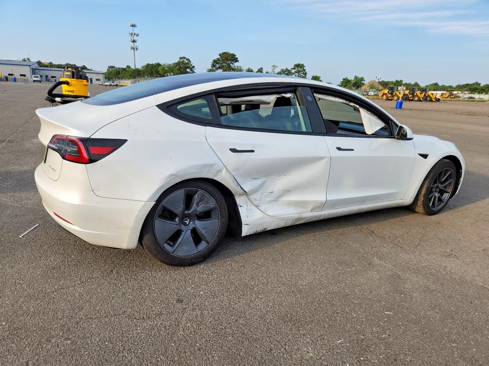 Продажа на аукционе авто 2023 Tesla Model 3, vin: 5YJ3E1EB7PF679422, номер лота: 60322656