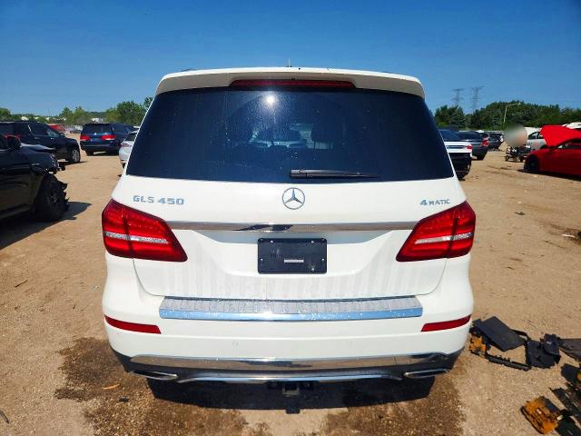 62105676 :رقم المزاد ، 4JGDF6EE9HA812308 vin ، 2017 Mercedes-benz Gls مزاد بيع