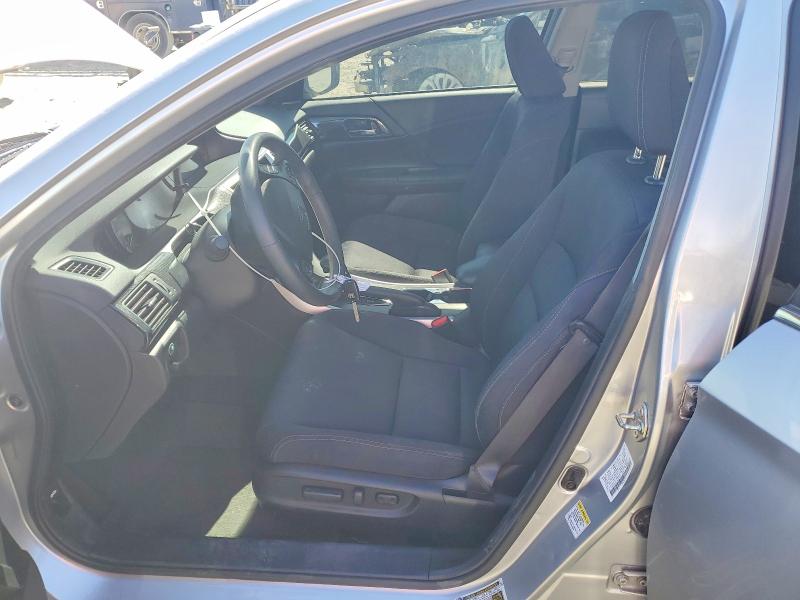 61443686 :رقم المزاد ، 1HGCR2F52FA089303 vin ، 2015 Honda Accord مزاد بيع