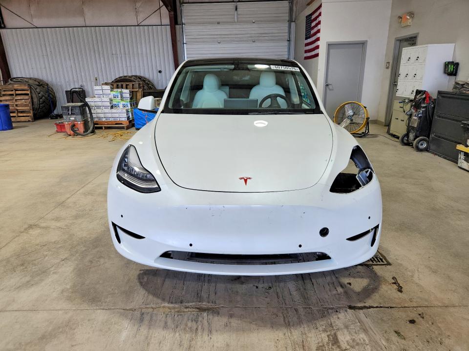 Продаж на аукціоні авто 2021 Tesla Model Y, vin: 5YJYGAEE2MF136615, номер лоту: 60750576