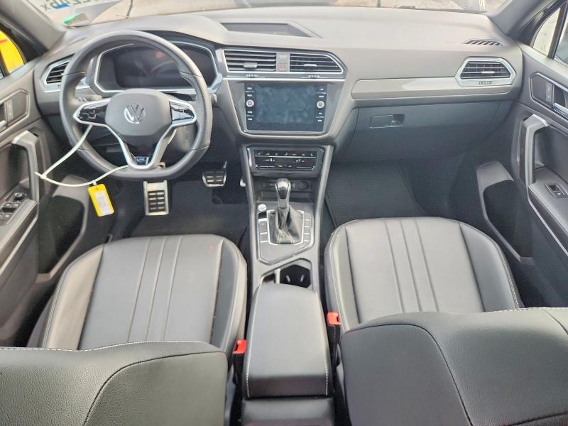 61392246 :رقم المزاد ، 3VVCB7AX2PM137512 vin ، 2023 Volkswagen Tiguan مزاد بيع