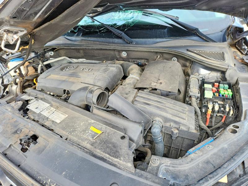 61140976 :رقم المزاد ، 1VWAT7A30GC067314 vin ، 2016 Volkswagen Passat مزاد بيع