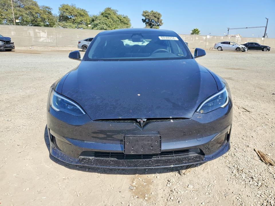 60588256 :رقم المزاد ، 5YJSA1E55PF529200 vin ، 2023 Tesla Model S مزاد بيع