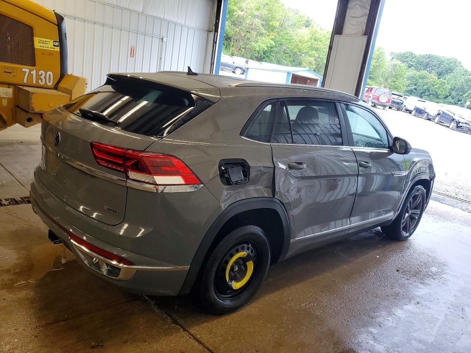 Продажа на аукционе авто 2021 Volkswagen Atlas Cross Sport, vin: 1V2RE2CA6MC215085, номер лота: 61927036