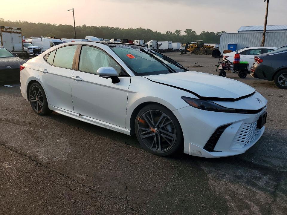 Продаж на аукціоні авто 2025 Toyota Camry, vin: 4T1DBADK5SU026999, номер лоту: 62815216