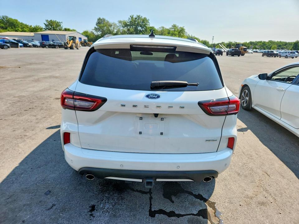 61796886 :رقم المزاد ، 1FMCU9NAXPUA96273 vin ، 2023 Ford Escape مزاد بيع