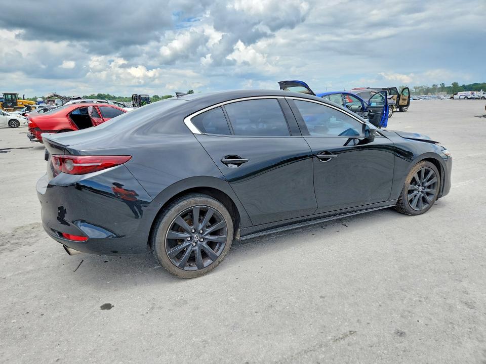 2021 Mazda 3 მანქანა იყიდება აუქციონზე, vin: JM1BPBEY3M1334599, აუქციონის ნომერი: 60894826