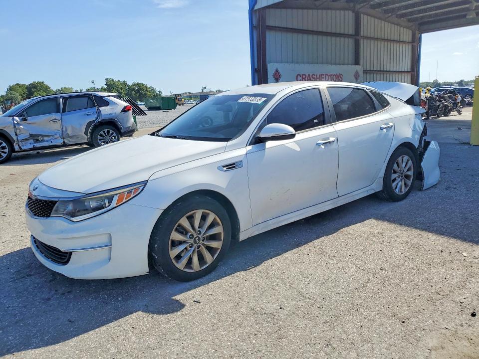 Продаж на аукціоні авто 2018 Kia Optima, vin: 5XXGT4L39JG251439, номер лоту: 61913076