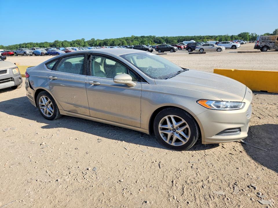 61572776 :رقم المزاد ، 3FA6P0H79GR165522 vin ، 2016 Ford Fusion مزاد بيع