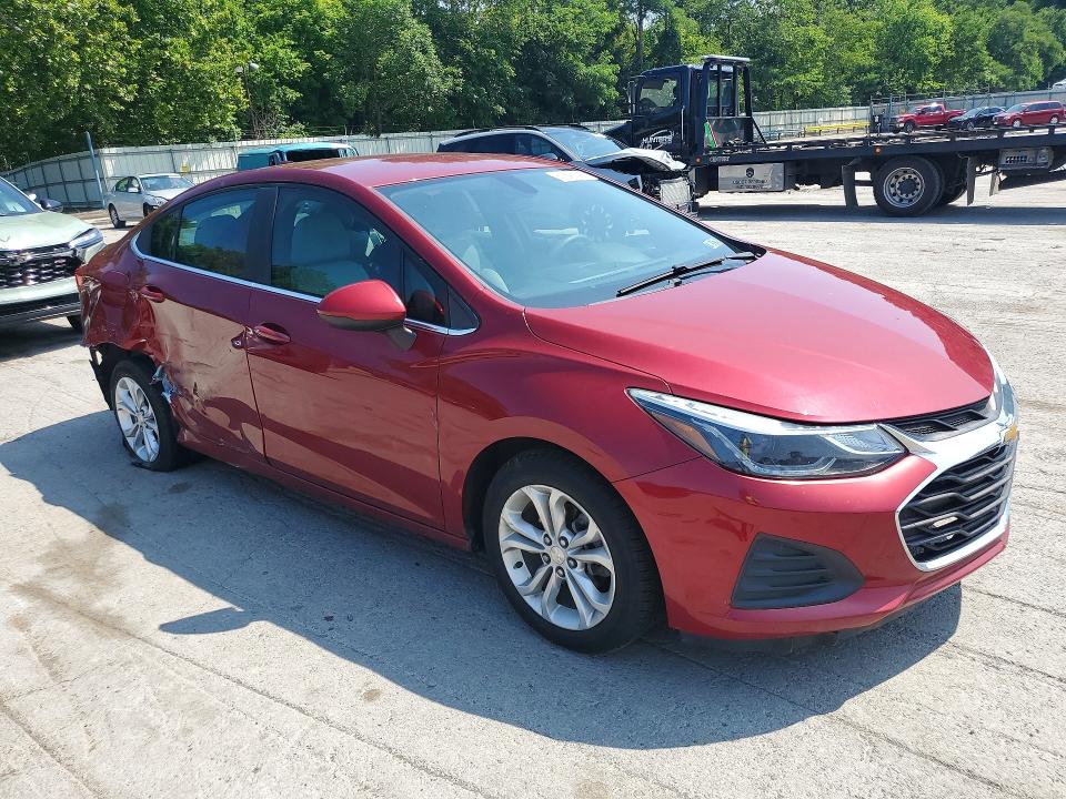 61841736 :رقم المزاد ، 1G1BE5SM2K7141839 vin ، 2019 Chevrolet Cruze مزاد بيع