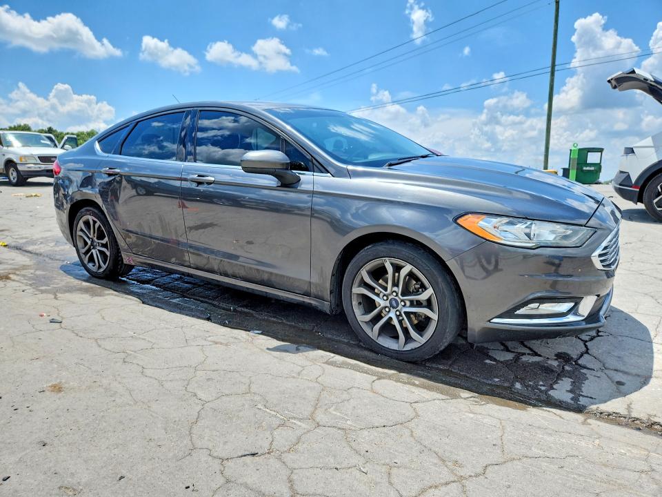 59655456 :رقم المزاد ، 3FA6P0T93HR356167 vin ، 2017 Ford Fusion مزاد بيع