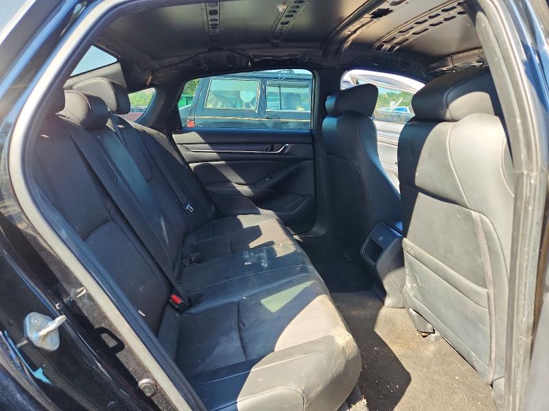 62297056 :رقم المزاد ، 1HGCV1F39KA072738 vin ، 2019 Honda Accord مزاد بيع