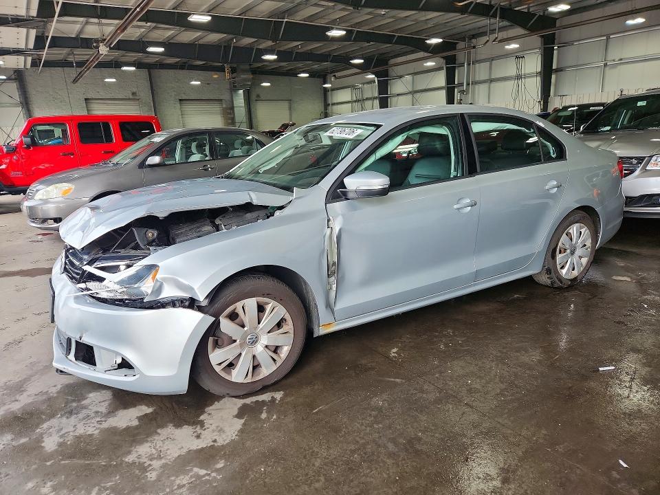 62796706 :رقم المزاد ، 3VWD07AJ4EM215223 vin ، 2014 Volkswagen Jetta مزاد بيع