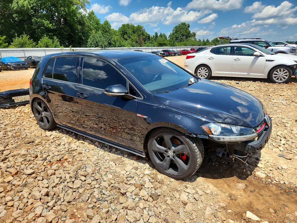 62811006 :رقم المزاد ، 3VW447AU0JM288081 vin ، 2018 Volkswagen Gti مزاد بيع