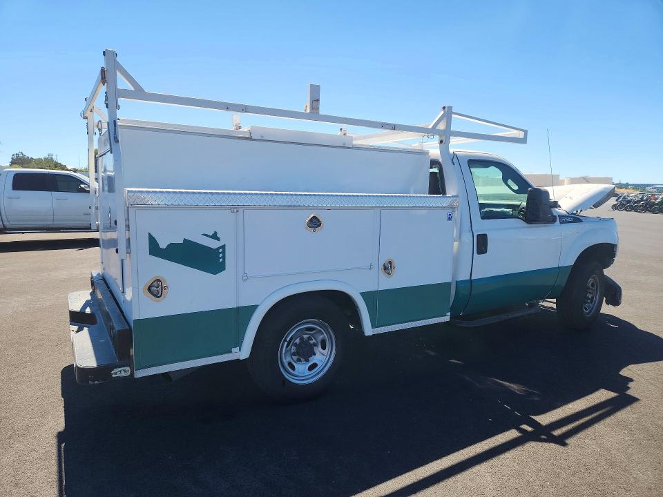 55146116 :رقم المزاد ، 1FDBF2A62FEC91727 vin ، 2015 Ford F250 مزاد بيع