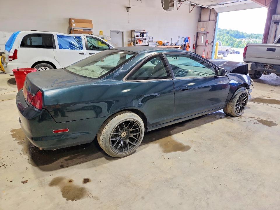 Продаж на аукціоні авто 2000 Honda Accord, vin: 1HGCG3251YA000938, номер лоту: 62412706