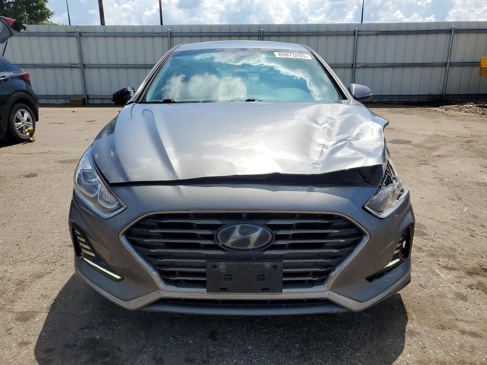 85973265 :رقم المزاد ، 5NPE34AF2JH611742 vin ، 2018 Hyundai Sonata مزاد بيع