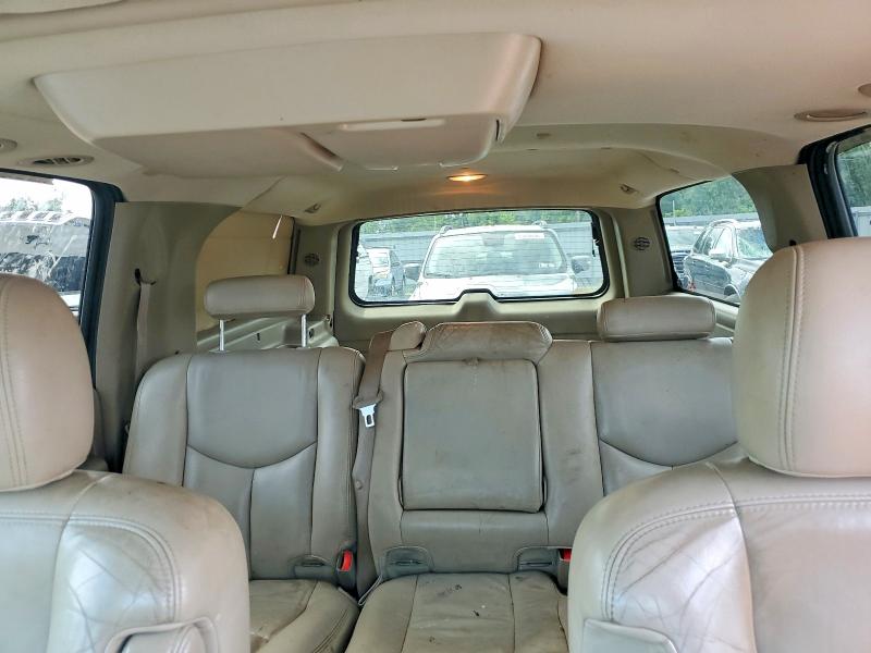 60656536 :رقم المزاد ، 3GNFK16Z35G164742 vin ، 2005 Chevrolet Suburban مزاد بيع