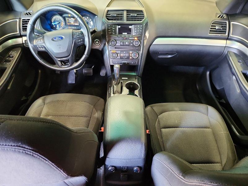 60611386 :رقم المزاد ، 1FM5K8DH6HGA14045 vin ، 2017 Ford Explorer مزاد بيع