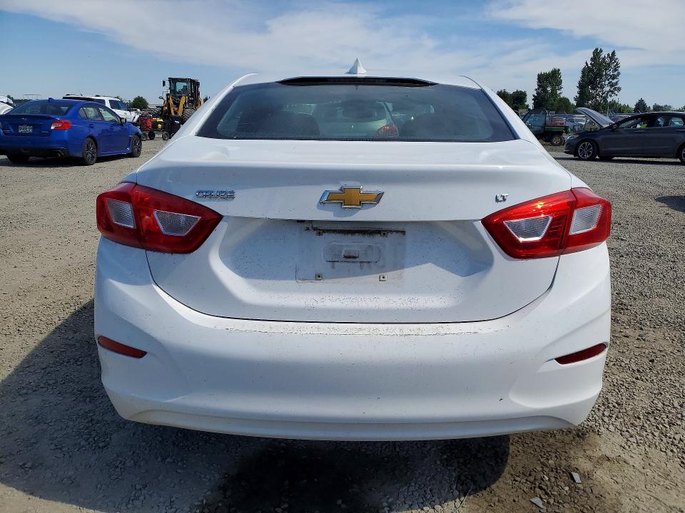 59671286 :رقم المزاد ، 1G1BE5SM0H7135997 vin ، 2017 Chevrolet Cruze مزاد بيع