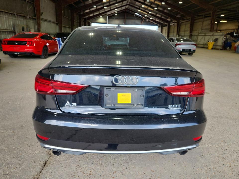 Продажа на аукционе авто 2017 Audi A3, vin: WAUB8GFFXH1012441, номер лота: 63157796