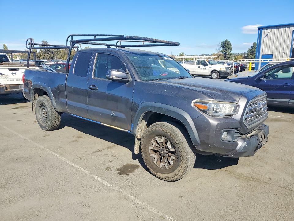Auction sale of the 2016 Toyota Tacoma, vin: 5TFSZ5AN5GX023152, lot number: 61968766