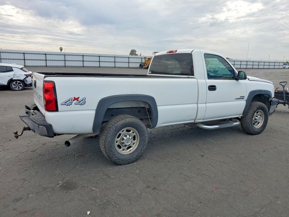 61738866 :رقم المزاد ، 1GCHK24D46E286663 vin ، 2006 Chevrolet Silverado مزاد بيع