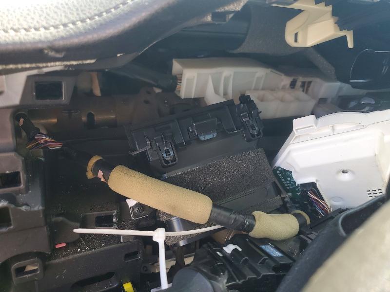60293696 :رقم المزاد ، 5YFBURHE4EP127199 vin ، 2014 Toyota Corolla مزاد بيع