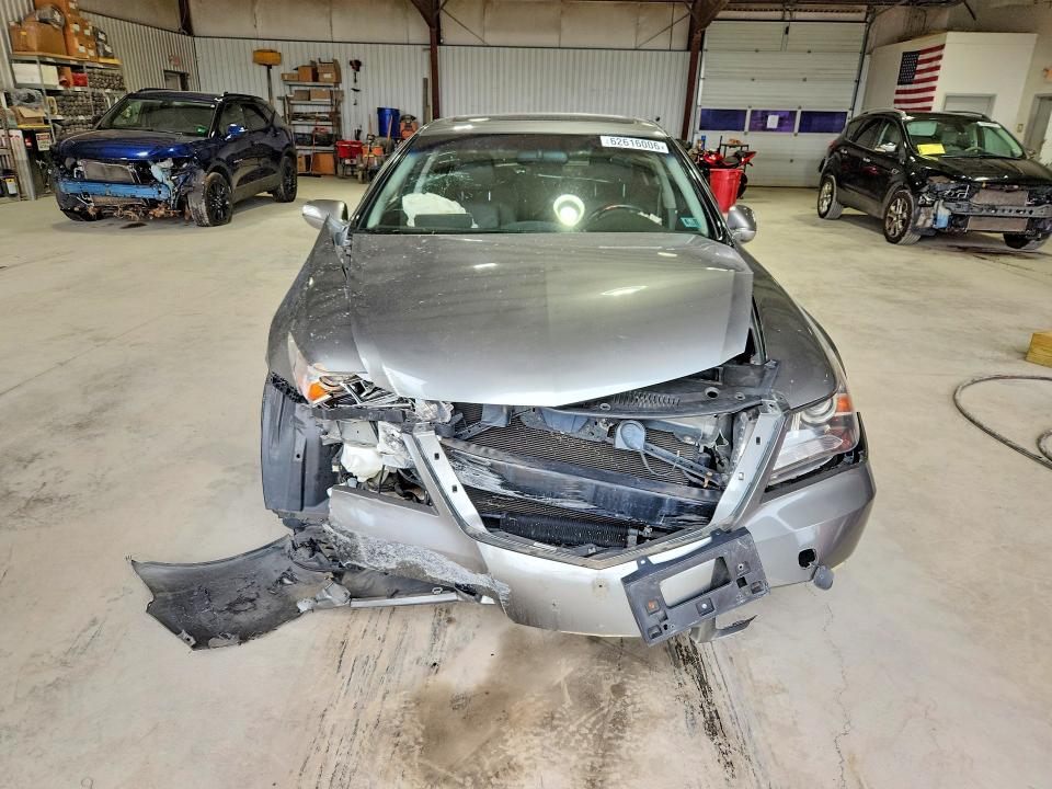 62616006 :رقم المزاد ، JH4KB2F62AC001868 vin ، 2010 Acura Rl مزاد بيع
