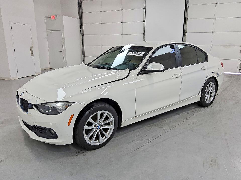 58576646 :رقم المزاد ، WBA8A9C53HK619488 vin ، 2017 Bmw 320 مزاد بيع