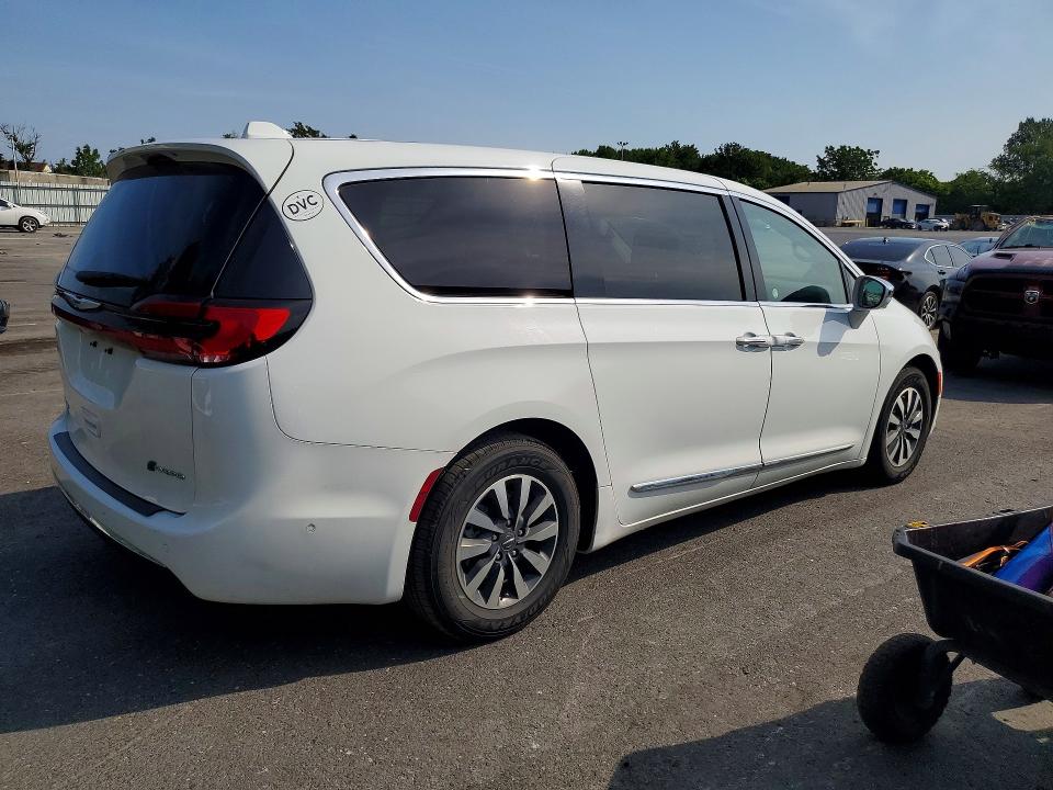 Продажа на аукционе авто 2022 Chrysler Pacifica, vin: 2C4RC1S76NR173792, номер лота: 60568946