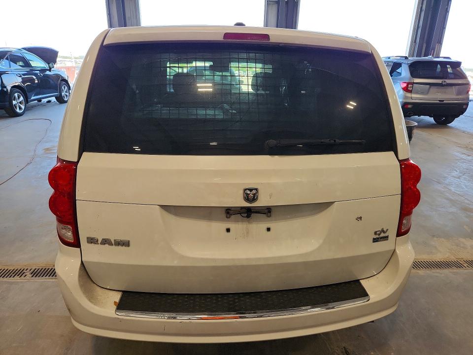 59667466 :رقم المزاد ، 2C4JRGAG7FR701275 vin ، 2015 Ram Tradesman مزاد بيع