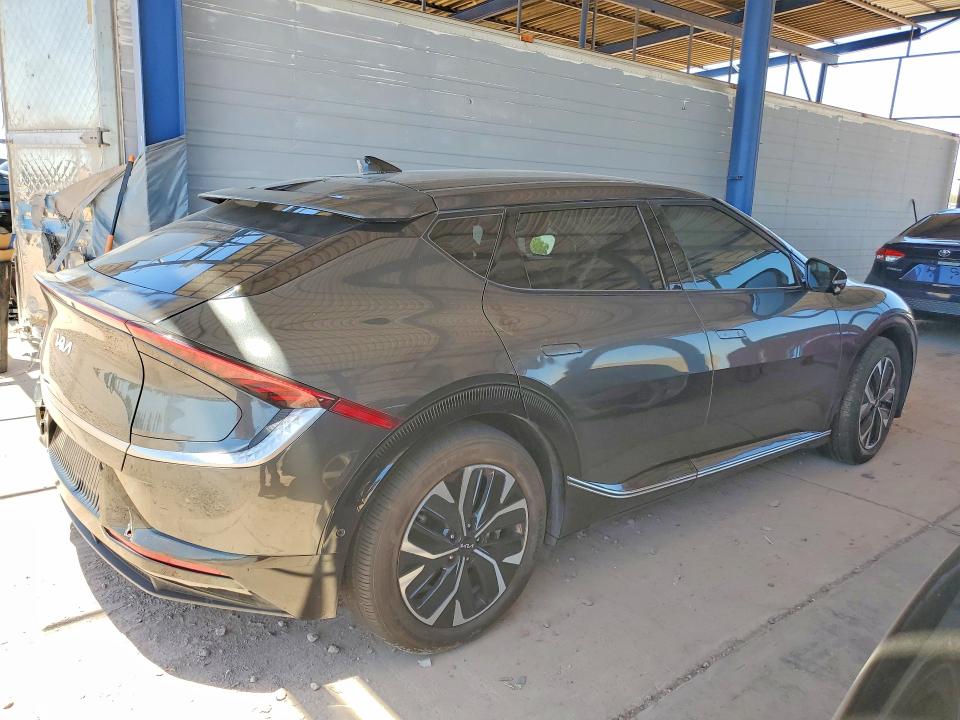 Продажа на аукционе авто 2023 Kia Ev6, vin: KNDC34LA1P5607103, номер лота: 60125796