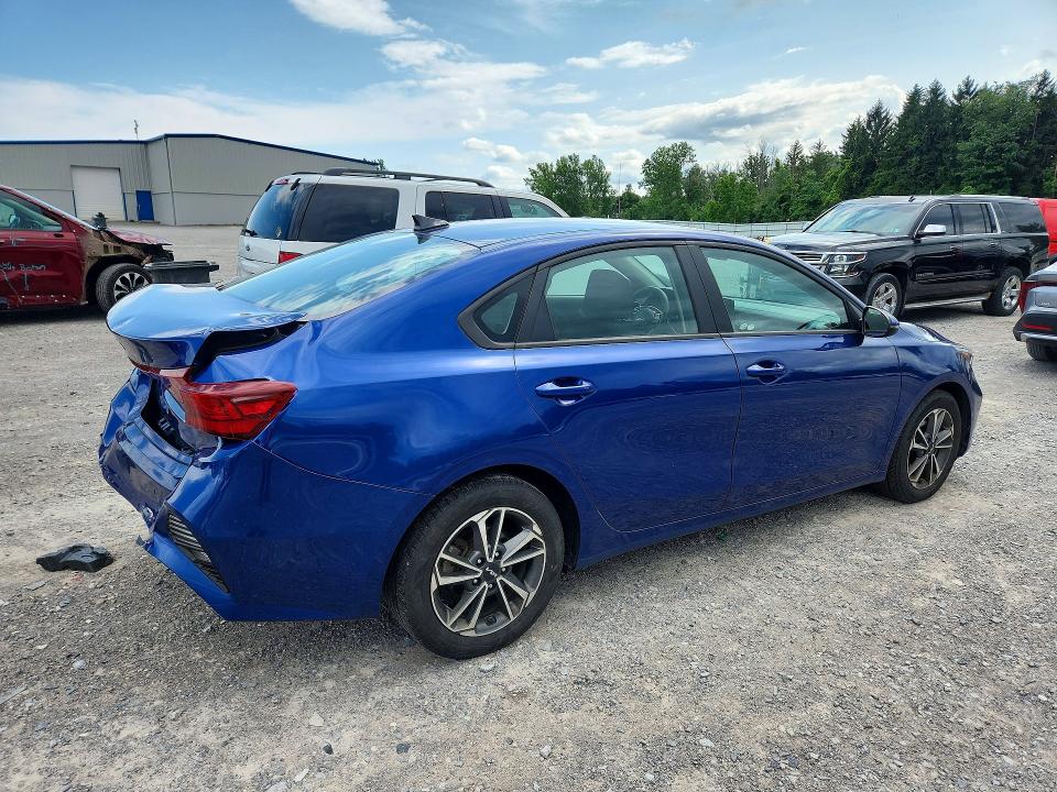 61565346 :رقم المزاد ، 3KPF24AD3PE526086 vin ، 2023 Kia Forte مزاد بيع