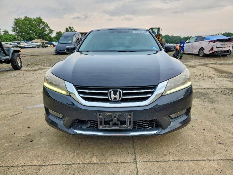 2014 Honda Accord მანქანა იყიდება აუქციონზე, vin: 1HGCR3F90EA002554, აუქციონის ნომერი: 62038816