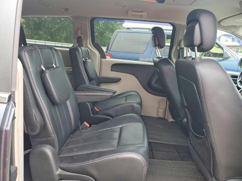 61719596 :رقم المزاد ، 2C4RC1BG5DR747636 vin ، 2013 Chrysler Town & Country مزاد بيع