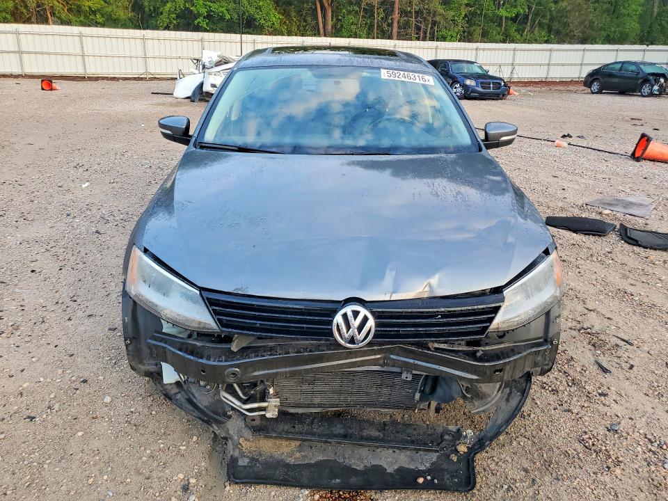 59246316 :رقم المزاد ، 3VWDX7AJ7BM379332 vin ، 2011 Volkswagen Jetta مزاد بيع