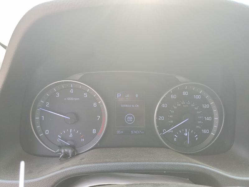 62792206 :رقم المزاد ، 5NPD84LF1HH161022 vin ، 2017 Hyundai Elantra مزاد بيع