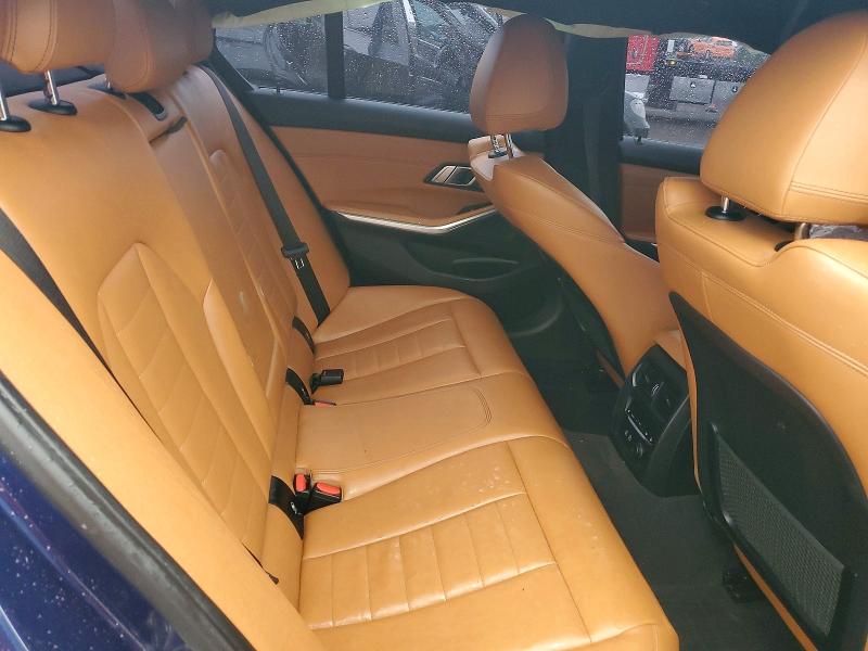 61547686 :رقم المزاد ، WBA5R7C5XKAJ83753 vin ، 2019 Bmw 330xi مزاد بيع
