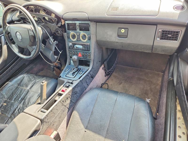 Продажа на аукционе авто 1999 Mercedes-benz Slk, vin: WDBKK47F2XF114740, номер лота: 63187516