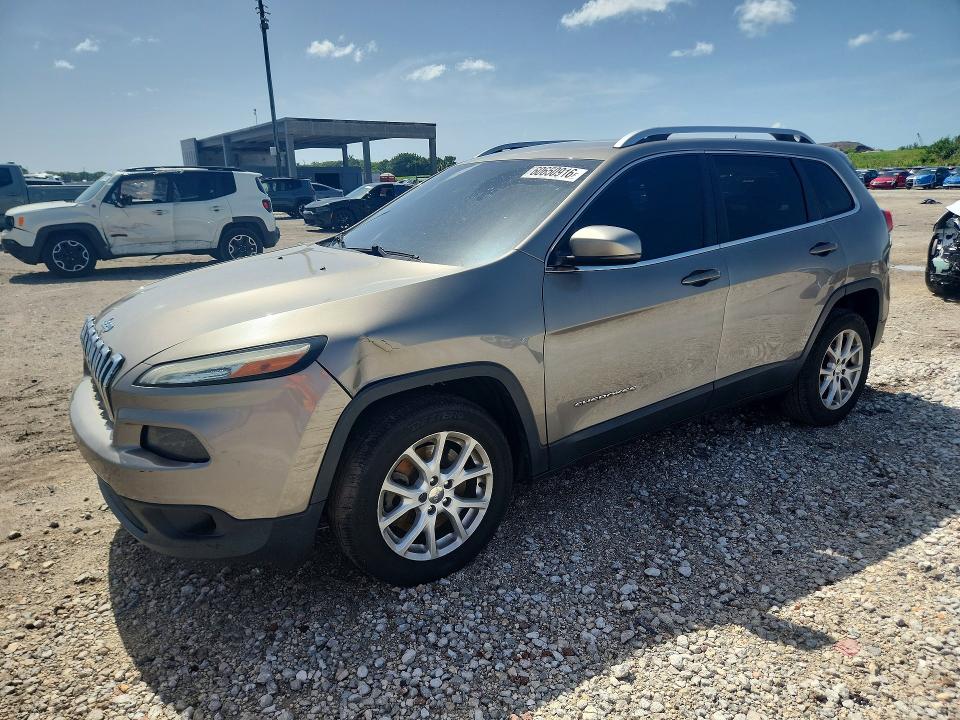 60650916 :رقم المزاد ، 1C4PJLCB5HW507673 vin ، 2017 Jeep Cherokee مزاد بيع