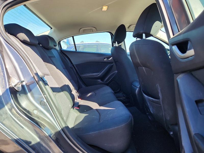 60582626 :رقم المزاد ، 3MZBM1V75FM178949 vin ، 2015 Mazda 3 مزاد بيع