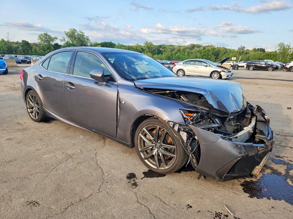 61965036 :رقم المزاد ، JTHC81D2XJ5030164 vin ، 2018 Lexus Is مزاد بيع