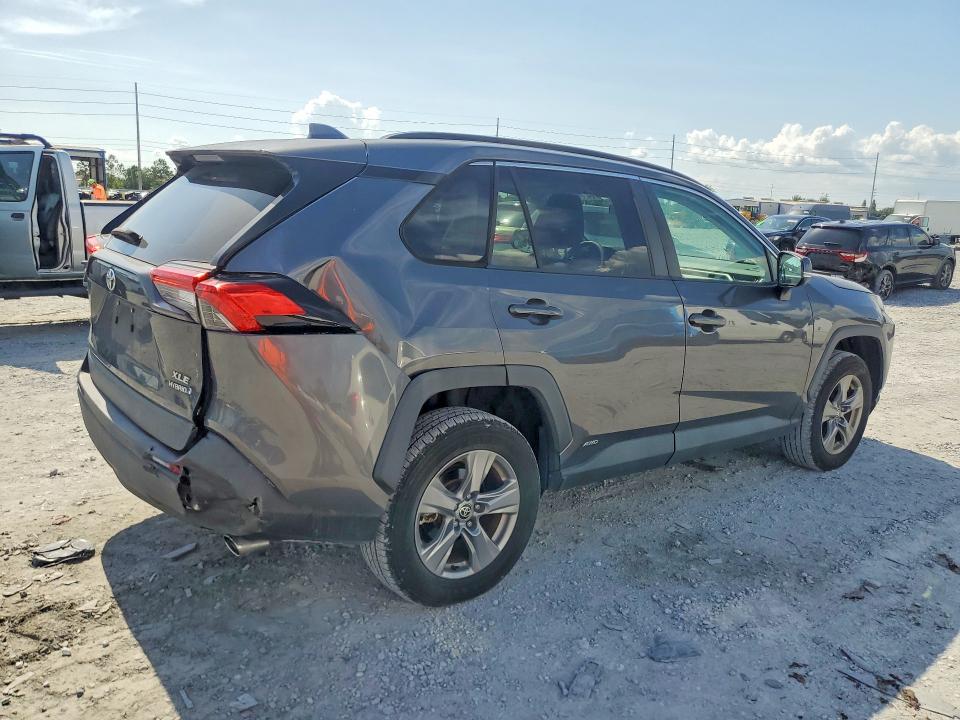 Aukcja sprzedaży 2022 Toyota Rav4, vin: 4T3RWRFV1NU061261, numer aukcji: 62101626