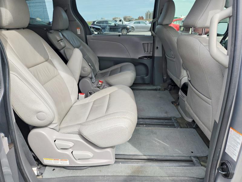 Продаж на аукціоні авто 2017 Toyota Sienna, vin: 5TDYZ3DC0HS822031, номер лоту: 61188106