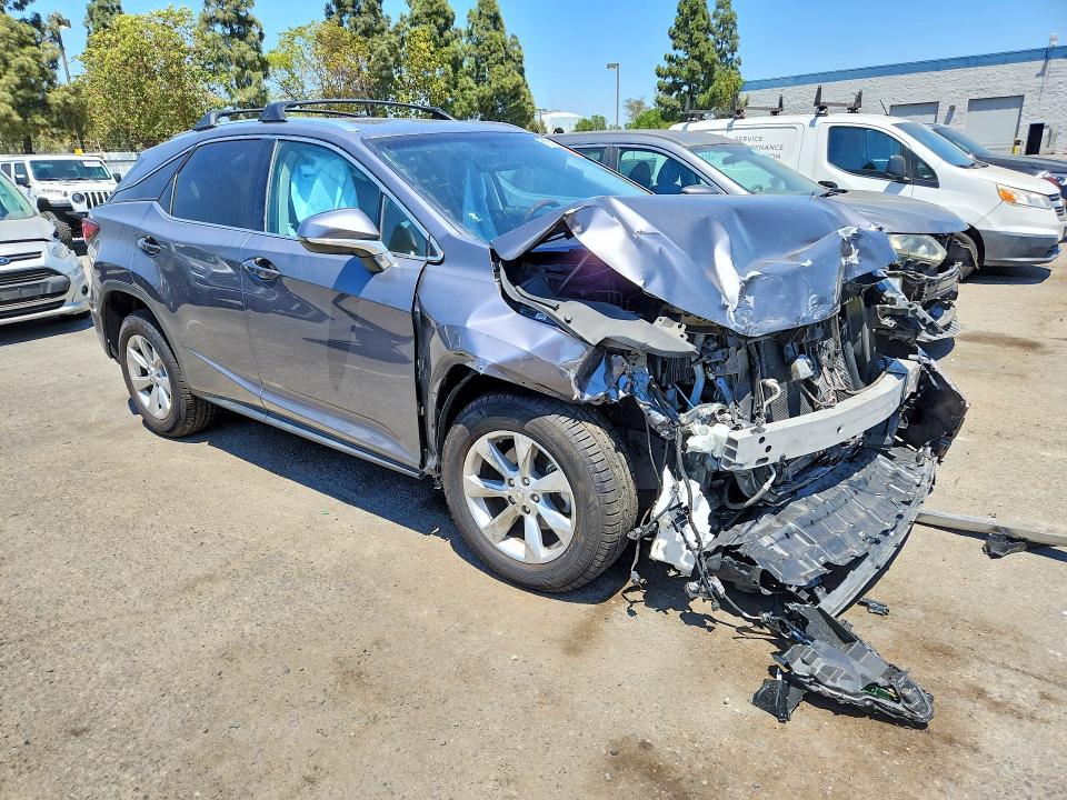 61811276 :رقم المزاد ، 2T2ZZMCA5GC015985 vin ، 2016 Lexus Rx مزاد بيع