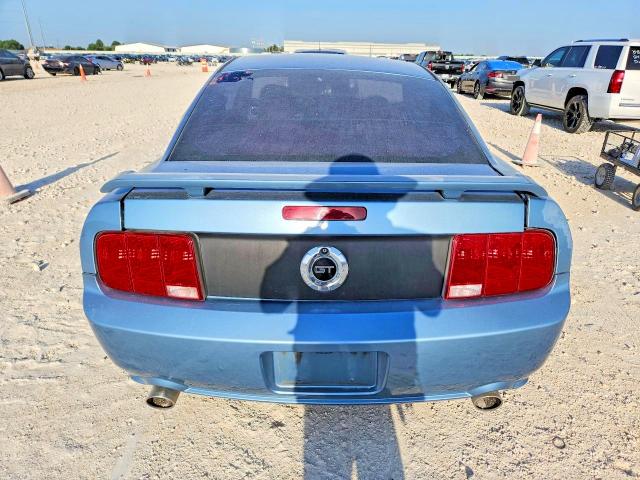 62210246 :رقم المزاد ، 1ZVFT82H865136484 vin ، 2006 Ford Mustang مزاد بيع