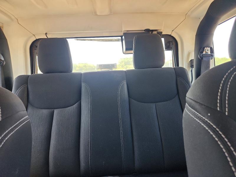59604226 :رقم المزاد ، 1C4AJWBG0FL748639 vin ، 2015 Jeep Wrangler مزاد بيع