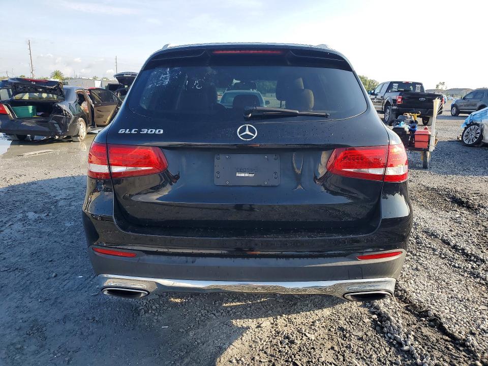 63005086 :رقم المزاد ، WDC0G4JB2GF053478 vin ، 2016 Mercedes-benz Glc مزاد بيع