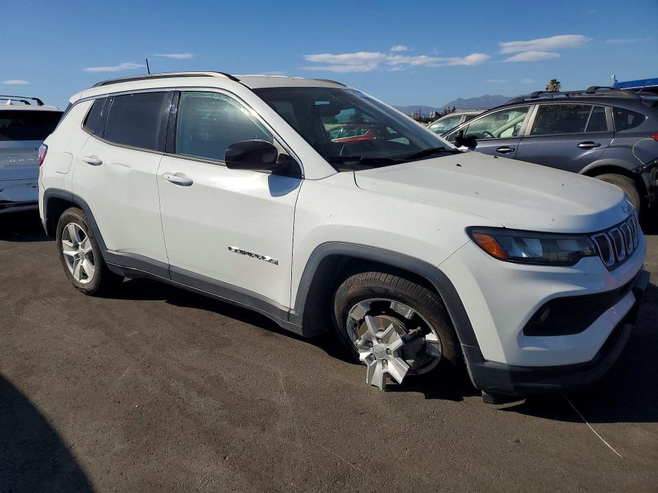 Продаж на аукціоні авто 2022 Jeep Compass, vin: 3C4NJCBB9NT139816, номер лоту: 61321286